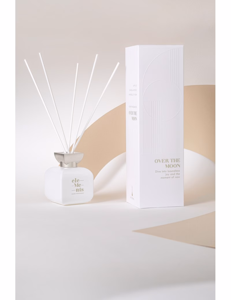 01-over-the-moon-home-fragrance-100-ml-elements.jpg